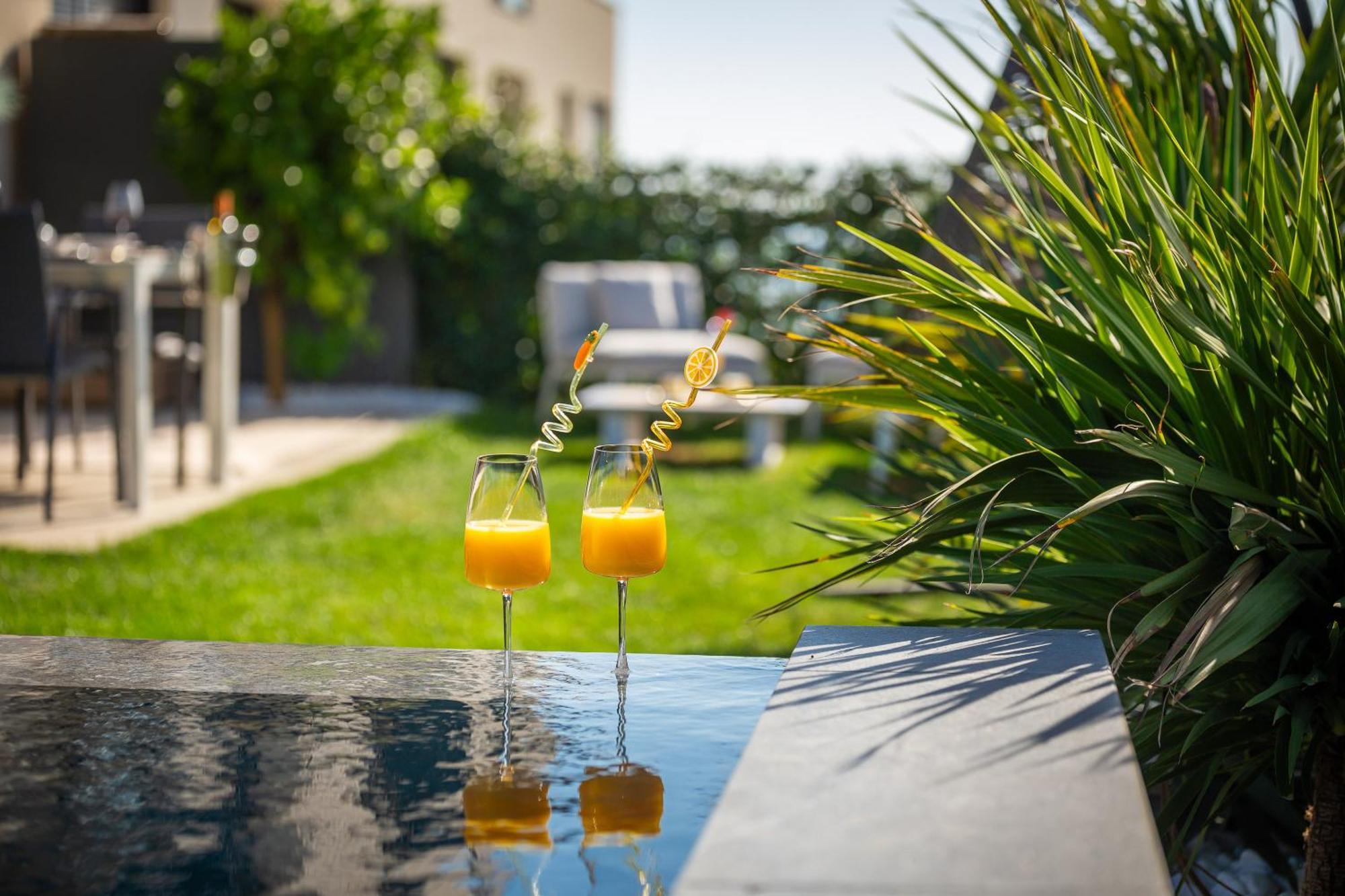 New Luxury Apartment With Private Heated Pool And Amazing Terrace With Seaview Split Eksteriør bilde